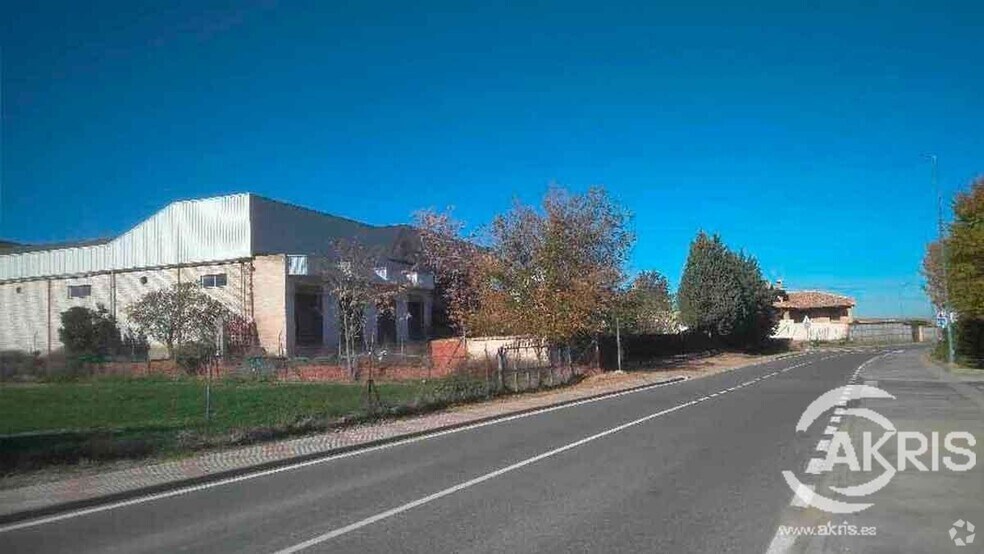 Industriel/Logistique dans Noez, Toledo à vendre - Photo de l’immeuble – Image 2 sur 5