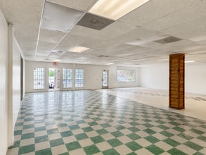 12303-12335 Wetmore Rd, San Antonio, TX à louer Photo intérieure– Image 1 sur 2