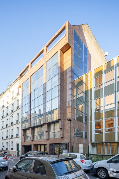 Bureau dans Levallois-Perret à vendre - Photo principale – Image 1 sur 1