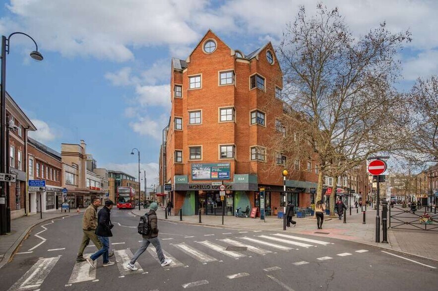 Vine Street portefeuille de 2 biens à vendre sur LoopNet.fr - Photo de l’immeuble – Image 1 sur 4