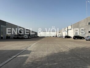 Industriel/Logistique dans Montornès del Vallès, Barcelona à louer Photo intérieure– Image 2 sur 14