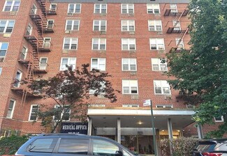Plus de détails pour 144-24 37th Ave, Flushing, NY - Logement à vendre