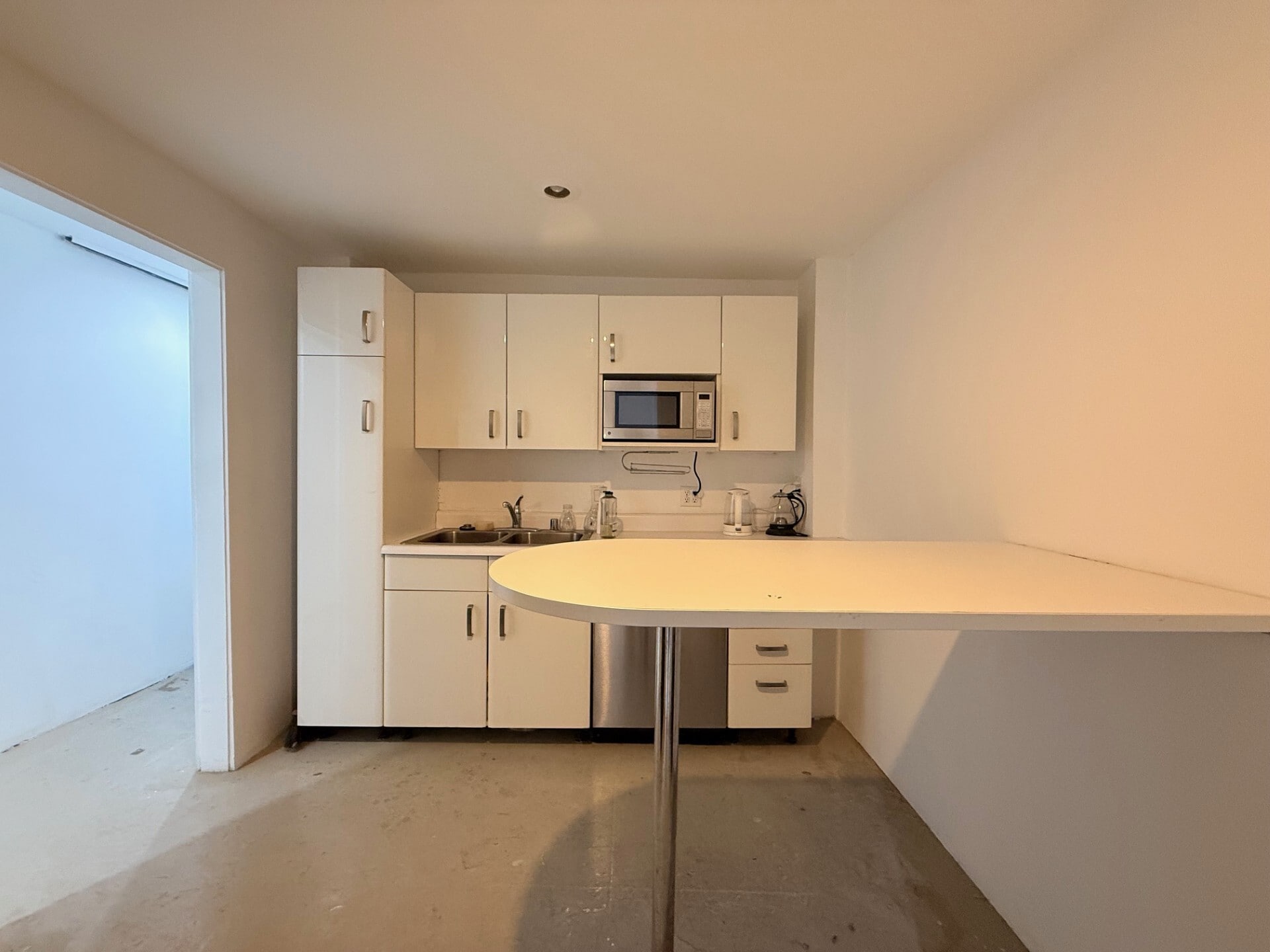 200 Westminster Ave, Venice, CA à louer Photo intérieure– Image 1 sur 8