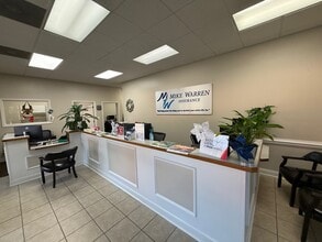 1905-1909 Bragg Blvd, Fayetteville, NC à louer Photo intérieure– Image 2 sur 8