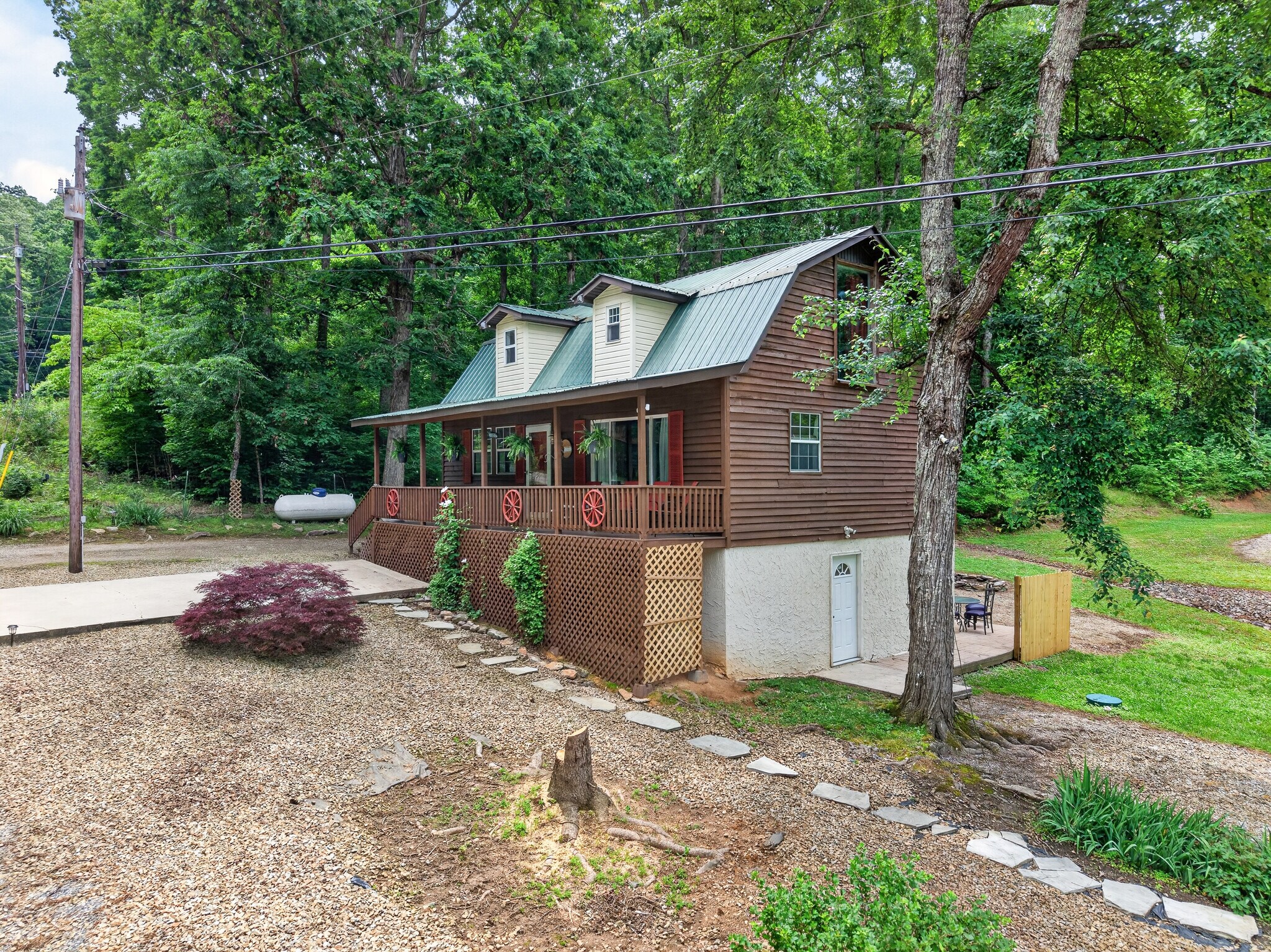 279 Siever Rd, Crossville, TN à vendre Photo de l’immeuble– Image 1 sur 33
