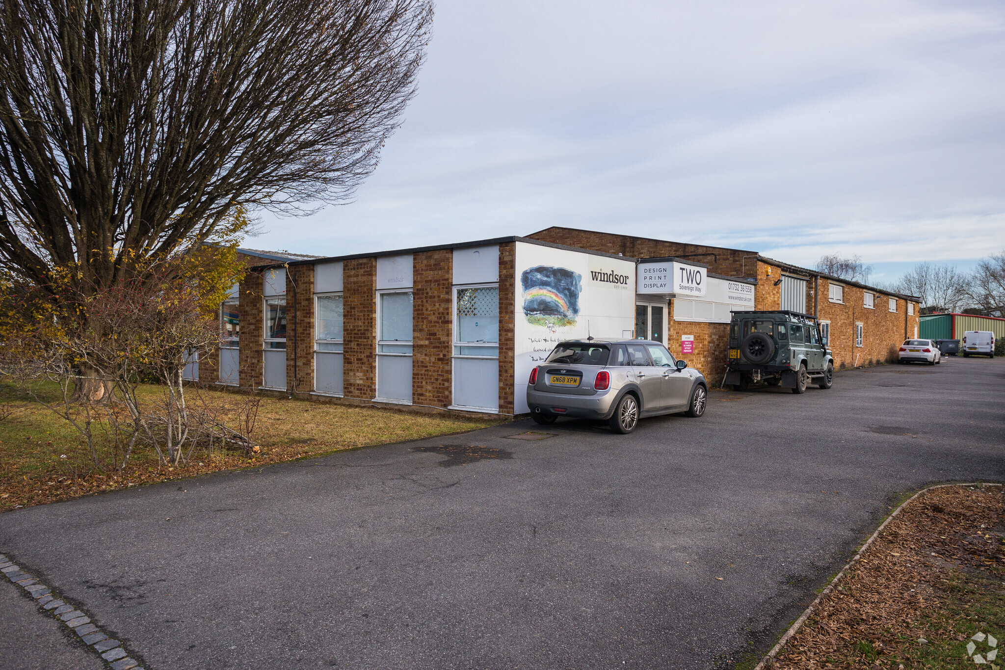 2-3B Sovereign Way, Tonbridge à vendre Photo principale– Image 1 sur 5