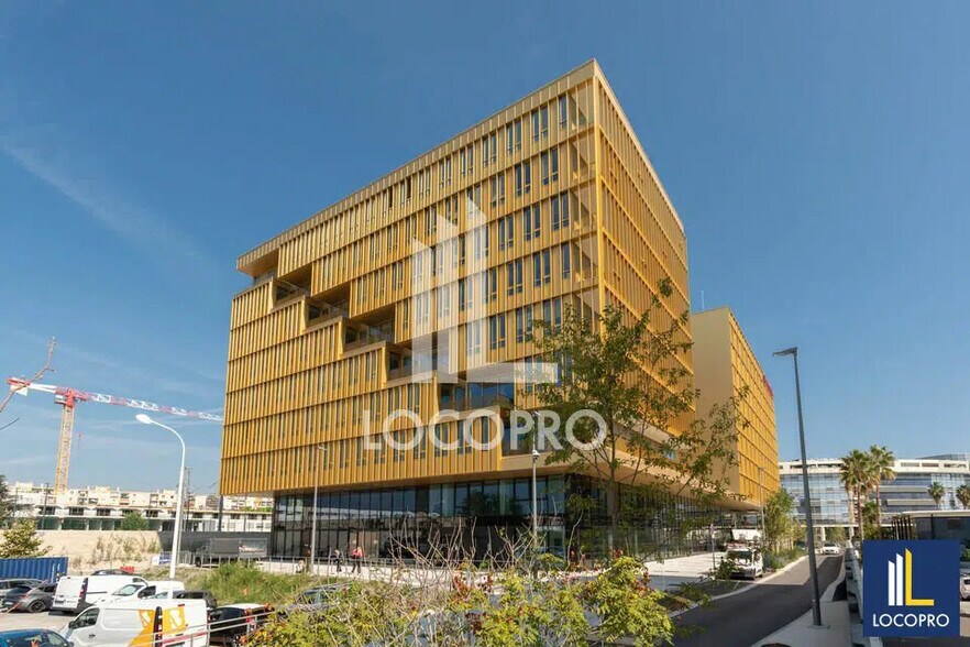 6 Chemin De L'arénas, Nice à louer - Photo de l’immeuble – Image 2 sur 11