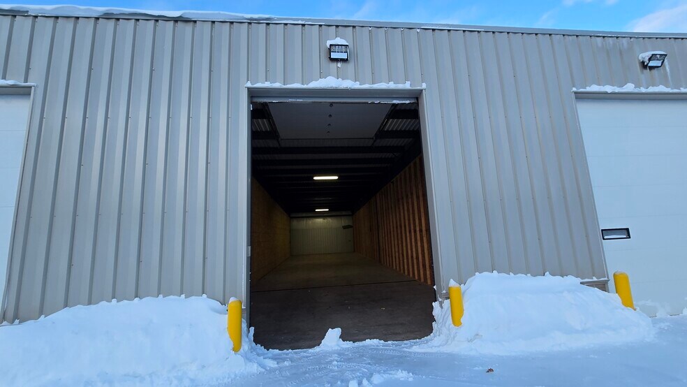 908 County Road 480, Marquette, MI à louer - Photo de l’immeuble – Image 2 sur 4