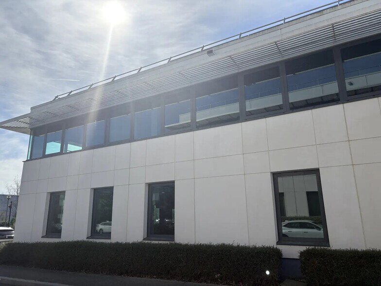 Bureau dans Mérignac à vendre - Photo de l’immeuble – Image 3 sur 11