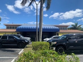 100 NE 15th St, Homestead, FL à louer Photo intérieure– Image 1 sur 11