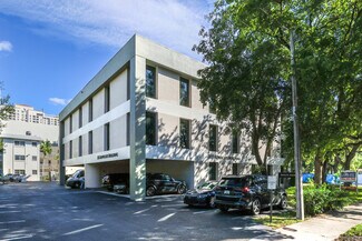 Plus de détails pour 315 SE 7th St, Fort Lauderdale, FL - Bureau à louer