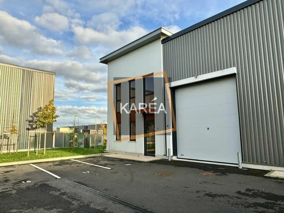 Local d’activités dans Bailly-Romainvilliers à louer Photo de l’immeuble– Image 1 sur 6