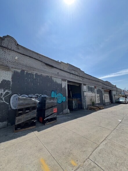 746 Southern Blvd, Bronx, NY à vendre - Photo de l’immeuble – Image 3 sur 32