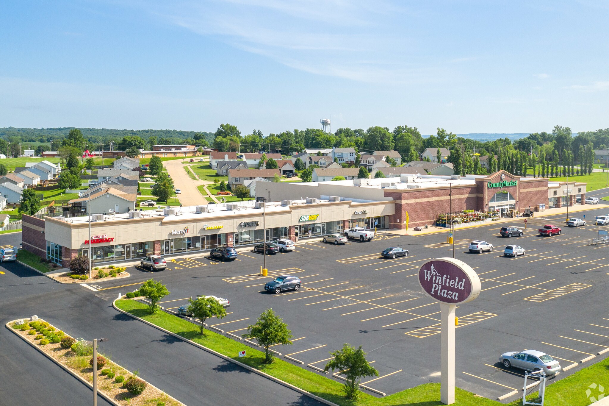 5-37 Winfield Plaza, Winfield, MO à louer Photo de l’immeuble– Image 1 sur 7