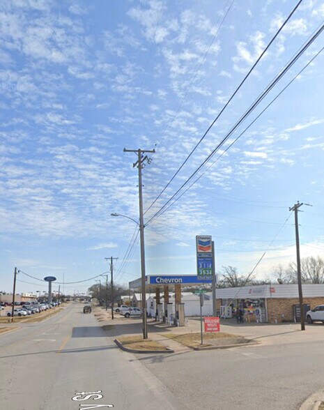 1002 E Mulberry St, Kaufman, TX à vendre - Photo principale – Image 1 sur 2