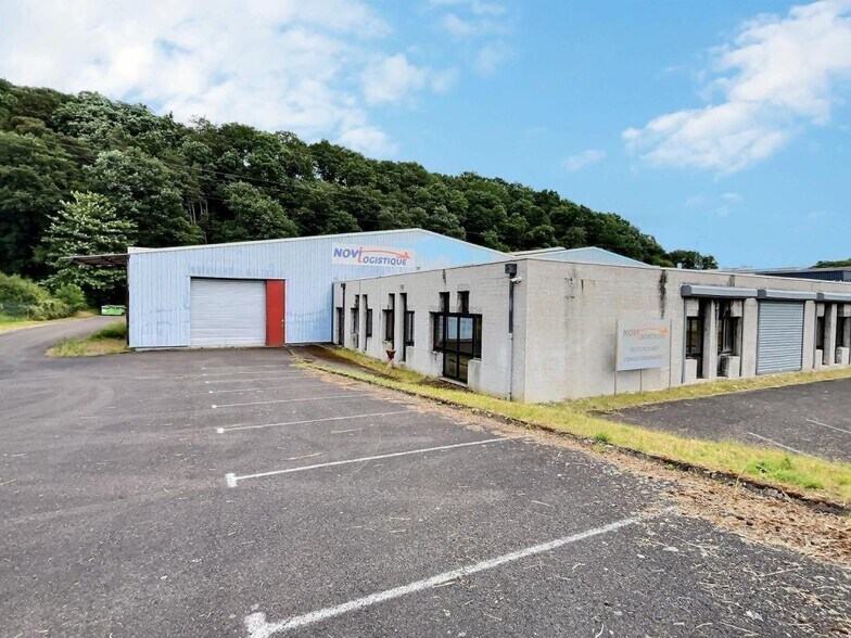 Industriel/Logistique dans Saint-Avold à louer - Photo de l’immeuble – Image 1 sur 17