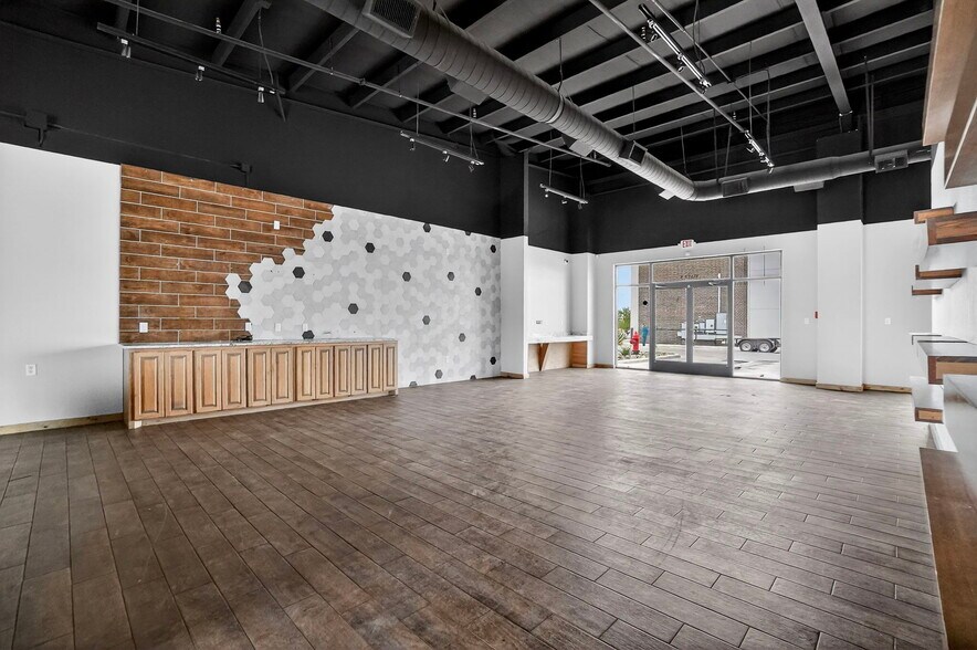 6900 N State Highway 349, Midland, TX à louer - Photo intérieure – Image 2 sur 11