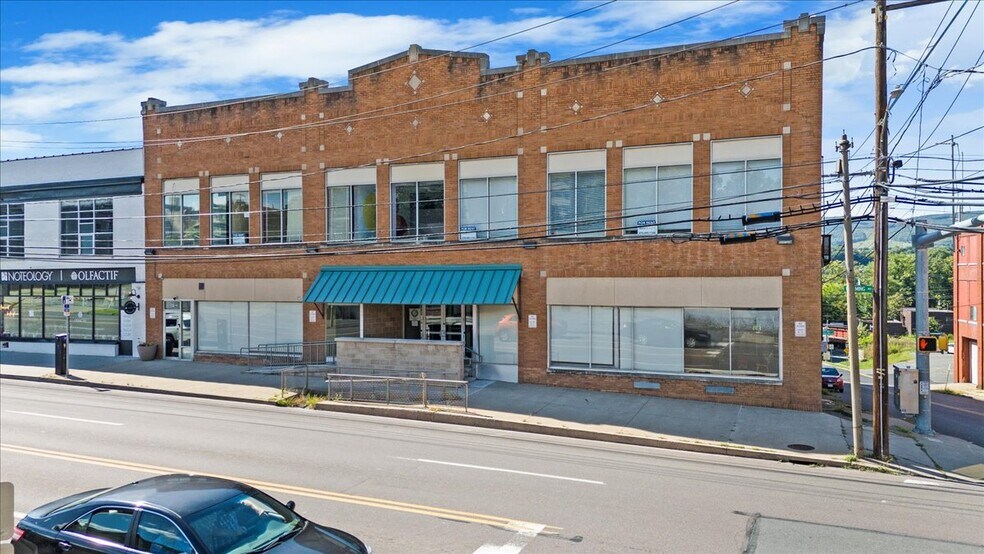 541 Wyoming Ave, Scranton, PA à louer - Photo de l’immeuble – Image 2 sur 54