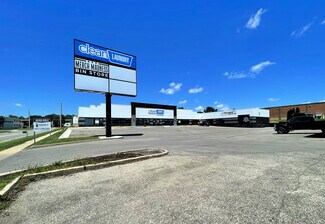 Plus de détails pour 1209 Flammang Dr, Waterloo, IA - Local commercial à louer