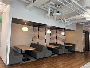 300 Mission St, San Francisco, CA à louer Photo intérieure– Image 2 sur 10