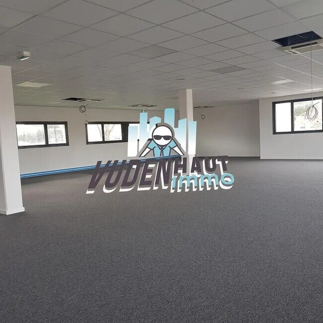 Plus de détails pour Bureau à vendre