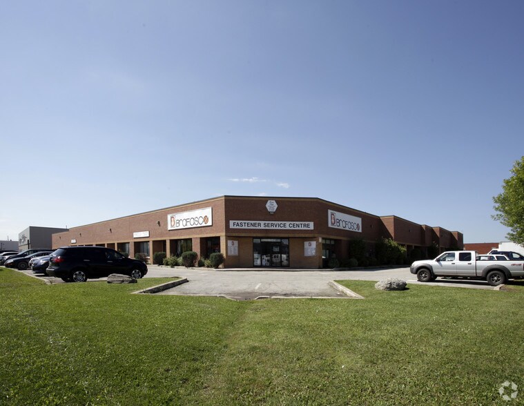 26 Mcewan Dr, Caledon, ON à louer - Photo principale – Image 1 sur 2
