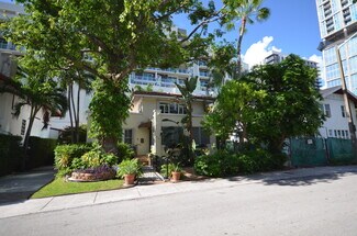 Plus de détails pour 334 NE 26th Ter, Miami, FL - Spécialisé à vendre