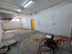 1017 Sophia St, Fredericksburg, VA à louer Photo intérieure– Image 2 sur 13