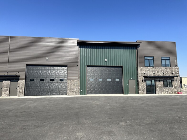 6605 Wagon Trail, Billings, MT à louer - Photo de l’immeuble – Image 2 sur 7