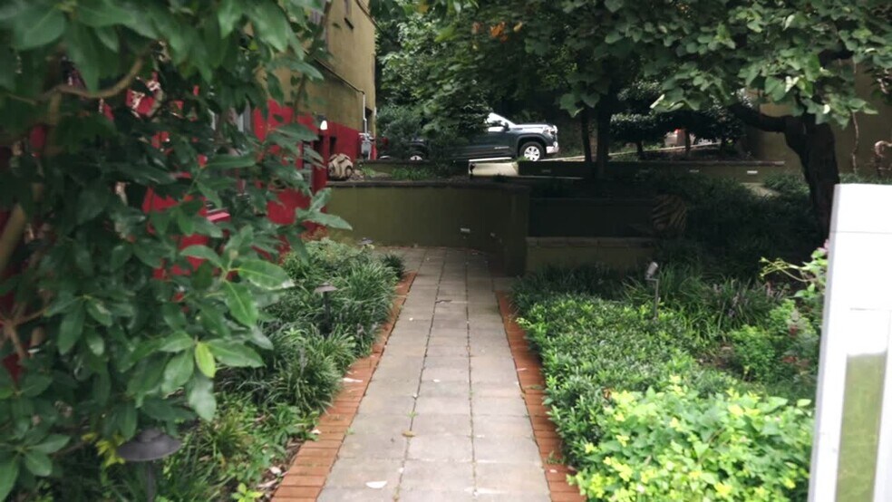 3502 Scotts Ln, Philadelphia, PA à louer - Vidéo sur l’annonce professionnelle – Image 2 sur 21