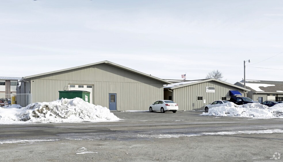 203-205 W Sophia St, Maumee, OH à louer - Photo de l’immeuble – Image 1 sur 6