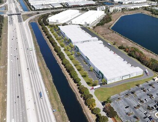 Plus de détails pour 9675 NW 117th Ave, Medley, FL - Industriel/Logistique à louer