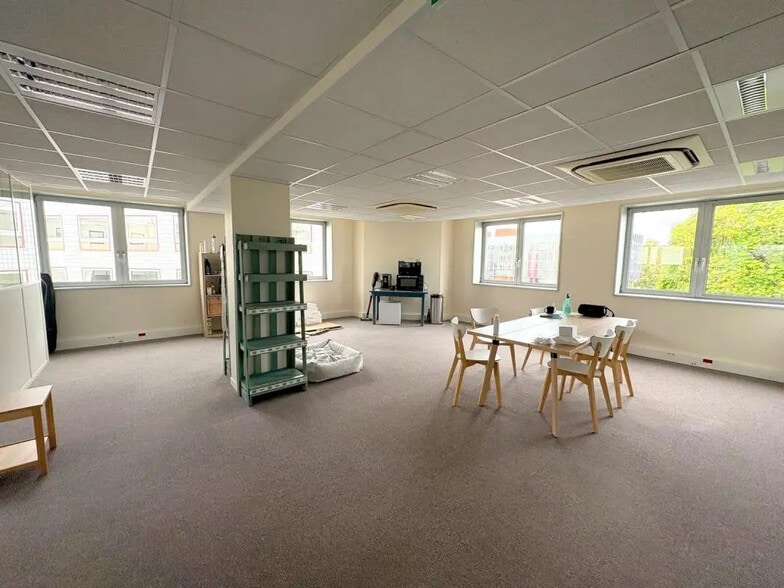 60 Route De Sartrouville, Le Pecq à louer - Photo de l’immeuble – Image 3 sur 52