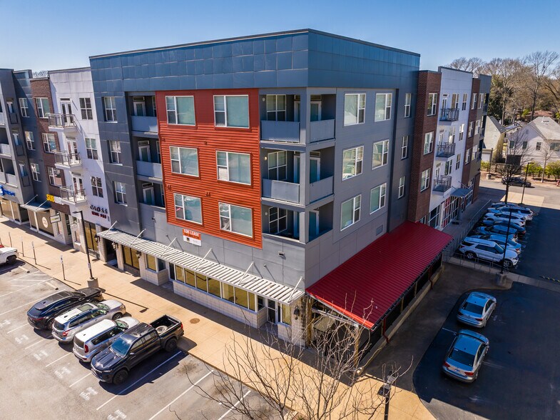 395 S Highland St, Memphis, TN à louer - Photo de l’immeuble – Image 2 sur 10