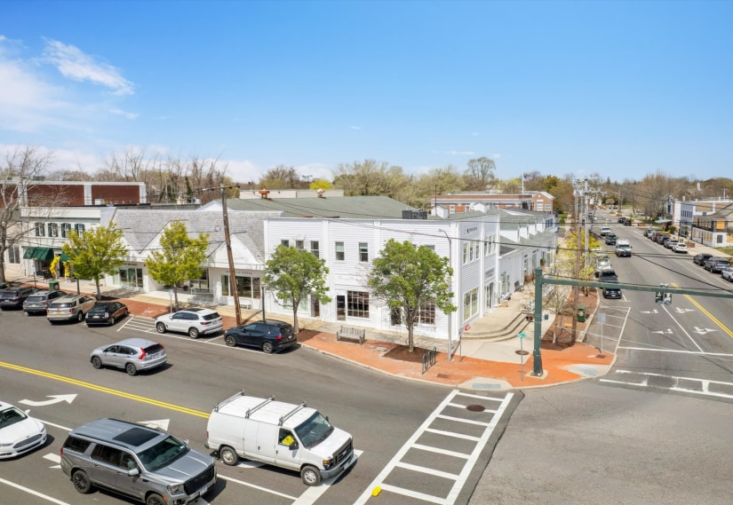 1 Windmill Ln, Southampton, NY à louer Photo de l’immeuble– Image 1 sur 5