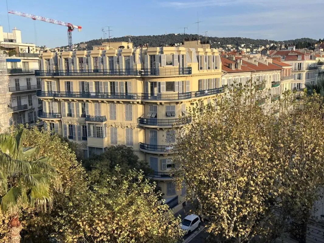 Bureau dans Nice à louer Photo de l’immeuble– Image 1 sur 13