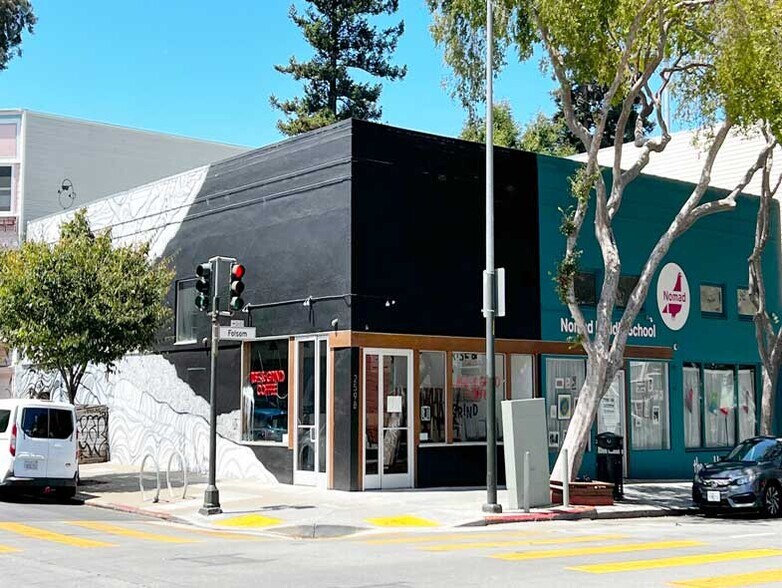 2590-2598 Folsom St, San Francisco, CA à vendre - Photo de l’immeuble – Image 1 sur 12