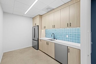 2 Executive Cir, Irvine, CA à louer Photo intérieure– Image 1 sur 5