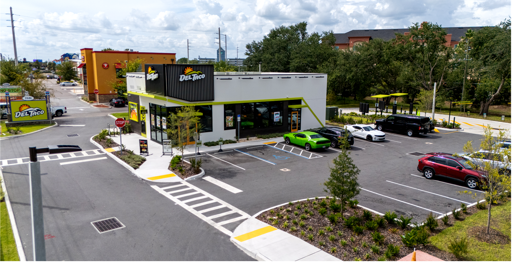 7531 W US 192, Kissimmee, FL à vendre Photo principale– Image 1 sur 9