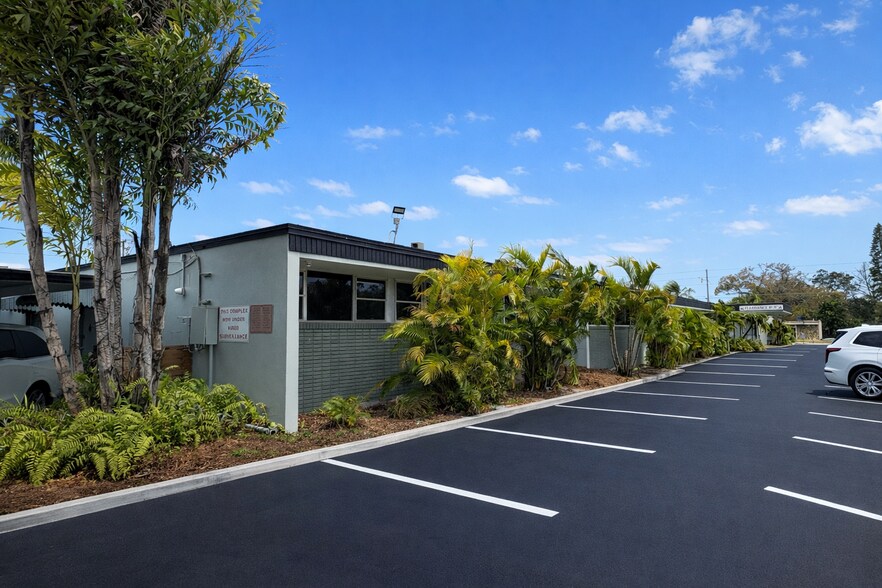 1201 S Highland Ave, Clearwater, FL à vendre - Photo de l’immeuble – Image 3 sur 18
