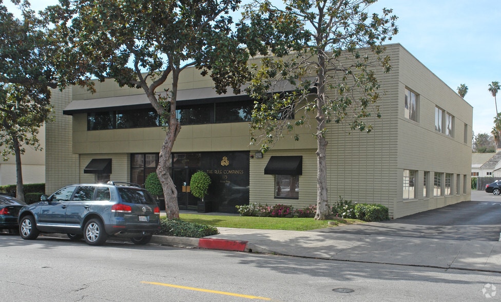 115 N El Molino Ave, Pasadena, CA à vendre - Photo principale – Image 1 sur 3