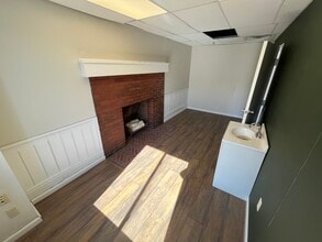 62 Washington St, Middletown, CT à louer Photo intérieure– Image 1 sur 4