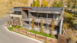 Plus de détails pour 855 W Broadway Ave, Jackson, WY - Logement à vendre