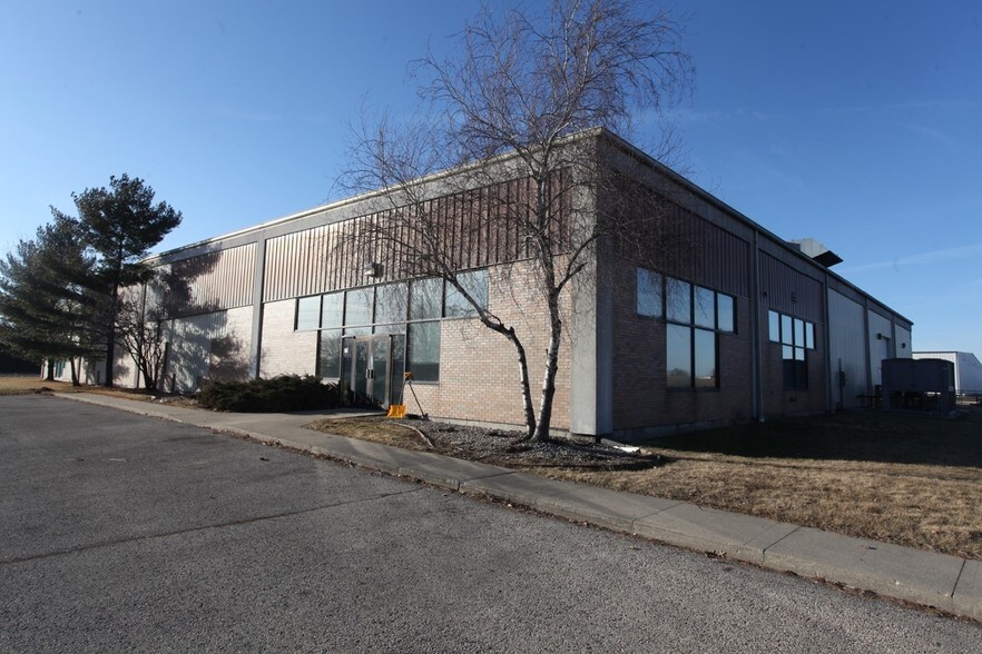 401 E Conde St, Janesville, WI à vendre - Photo de l’immeuble – Image 2 sur 23