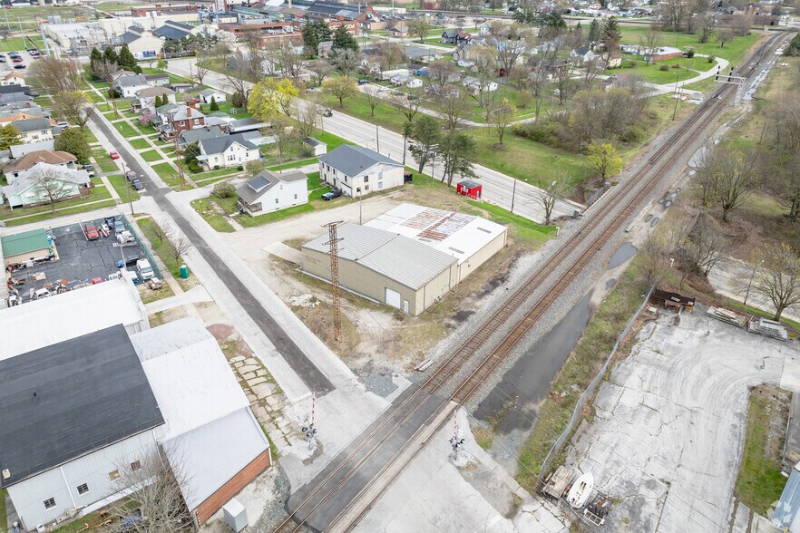 431 E North St, Fostoria, OH à vendre - Aérien – Image 2 sur 6