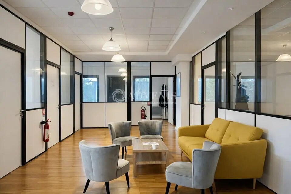 Bureau dans Vitry-sur-Seine à vendre Photo intérieure– Image 1 sur 11