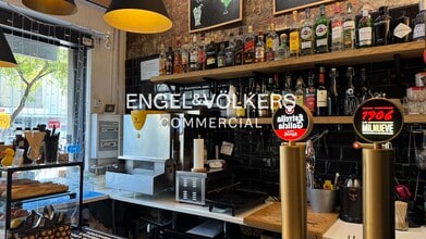 Local commercial dans Barcelone, Barcelona à louer Photo intérieure– Image 2 sur 6