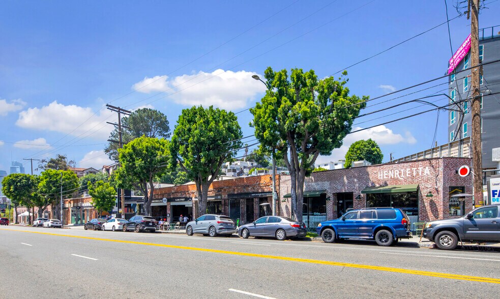 301-343 N Glendale Blvd, Los Angeles, CA à louer - Photo de l’immeuble – Image 2 sur 21