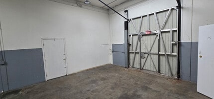 14807 Aetna St, Van Nuys, CA à louer Photo intérieure– Image 1 sur 4