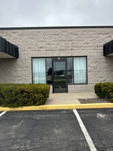 2455 29th St SE, Grand Rapids, MI à louer Photo intérieure– Image 2 sur 3